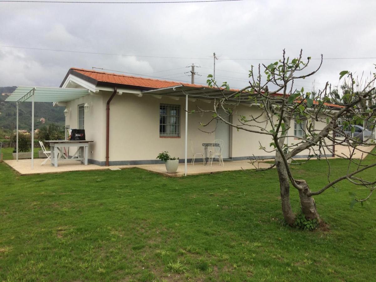 Rufus House Villa Mommio Exterior foto